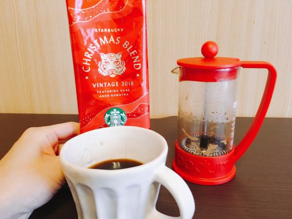 スタバのコーヒー豆【クリスマスブレンド】の感想を正直にレビュー
