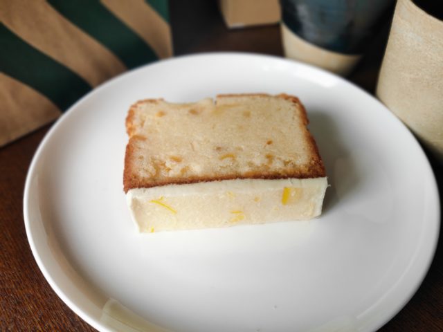 【スタバフード】レモンとクリームチーズのパウンドケーキの感想・カロリー・糖質を紹介！
