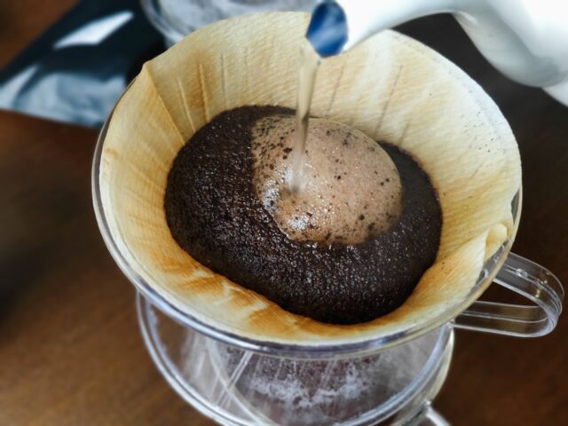 高木珈琲の自家焙煎豆「TAKAGIブレンド」などのコーヒー豆をレビュー